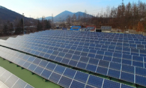 HD현대에너지솔루션 충북 음성 공장에 위치한 태양광 실증단지 전경. 사진=HD현대에너지솔루션 제공