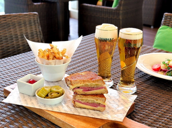 여의도 메리어트 호텔 파크카페 버블 테라스가 여름을 시원하게 보낼 이벤트를 준비한다. 사진=여의도 메리어트 호텔 제공