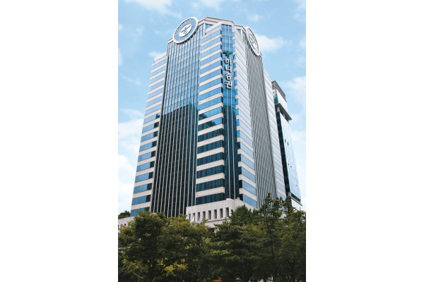 하나증권이 HFR 주가 전망을 지속 수정하면서 투자자들의 혼란이 가중됐다는 지적이 나온다. 사진=하나증권 제공