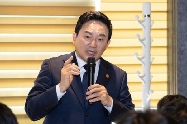 원희룡 국토부 장관이 집값 하향 안정세가 지속되는 것이 바람직하다고 밝혔다. 사진=국토교통부 제공