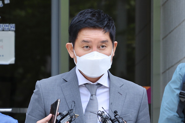  ‘라임 사태’ 주범 김봉현(49) 전 스타모빌리티 회장이 재차 도주 계획을 세웠지만, 실행에 옮기지 못한 것으로 드러났다. 사진=연합뉴스 