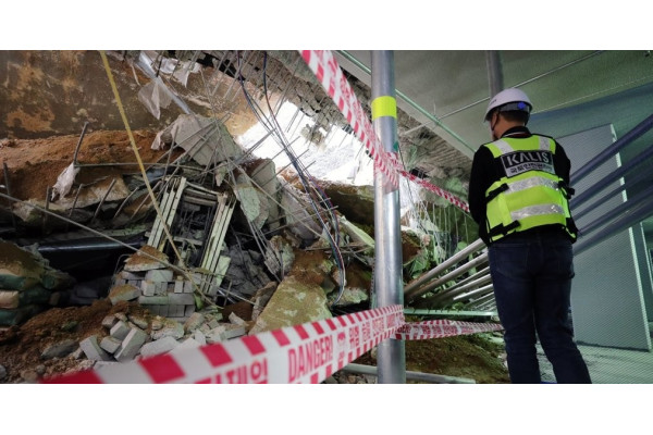 GS건설이 인천 지하주차장 붕괴사고와 관련해 또 다시 사과했다. 사진=연합뉴스 제공