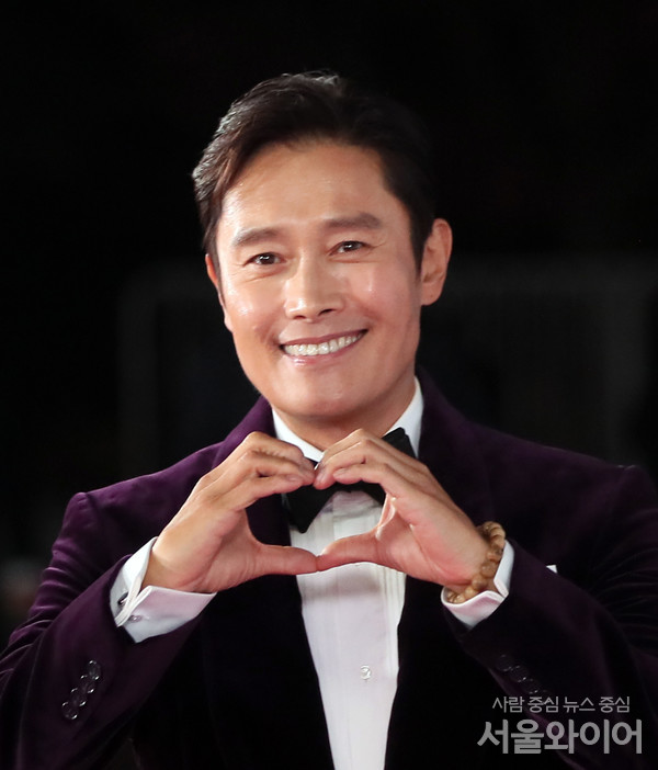 배우 이병헌씨가 자신이 지분 대다수를 보유한 부동산 법인 프로젝트비를 통해 지난해 서울 성동구 옥수동 소재 한 빌딩을 240억원메 매입한 것으로 전해졌다. 사진=서울와이어 DB 