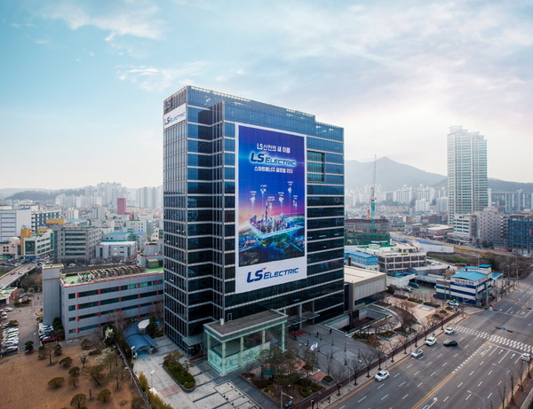 LS일렉트릭이 올해 2분기 연결기준 매출액 1조2018억원, 영업이익 1049억원을 기록했다고 25일 공시했다. 매출은 분기 기준 처음으로 1조원을 돌파하는 등 호실적을 거뒀다. 사진=LS일렉트릭 제공