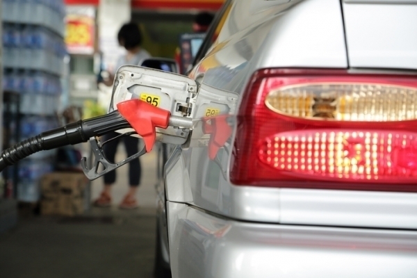 전국 주유소 휘발유와 경유 판매 가격이 3주 연속 상승했다.