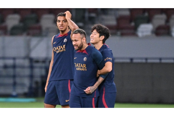 PSG가 오는 3일 전북 현대와 경기를 치르는 가운데 이강인 출전 여부에 대한 관심이 쏠리고 있다. 사진=연합뉴스 제공