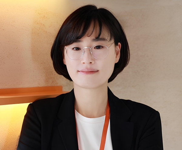 맡는 기업마다 수익성 개선에 성공한 김유진 대표가 한샘 실적도 반등시킬 수 있을지 관심이 쏠린다. 사진=한샘 제공