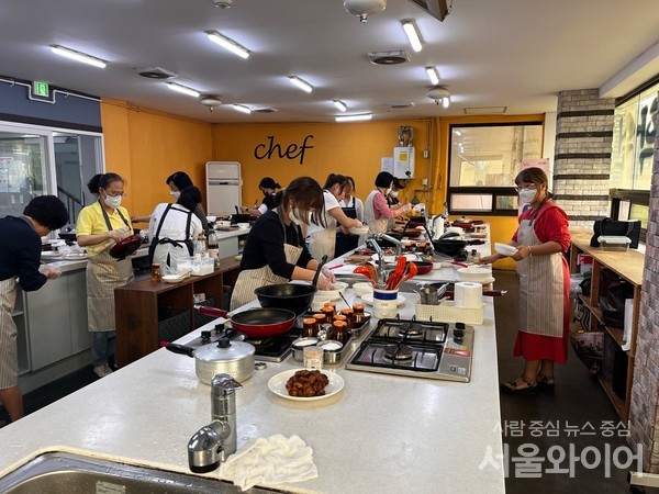                                             포항시 남구 소셜다이닝 모습.