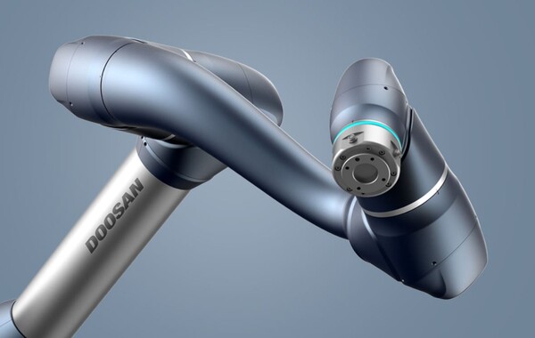 두산로보틱스는 이번 기업공개를 통해 대규모 자금을 조달, 소프트웨어와 하드웨어 연구개발에 투자할 전망이다. 사진=두산로보틱스 홈페이지