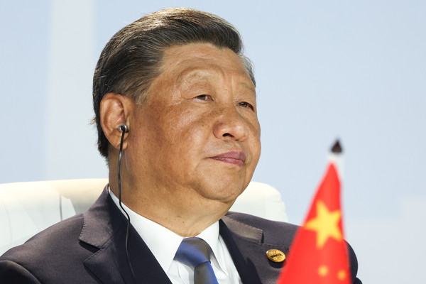 중국 경제의 위기론이 불거지면서 시진핑 국가주석의 '문제 해결 능력'이 시험대에 올랐다 (사진, 타스=연합뉴스)