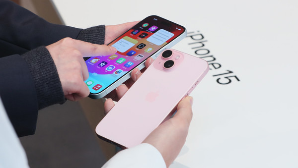 아이폰15(사진=이태구 기자)