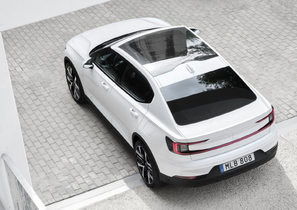 폴스타2의 현재 시판 모델은 싱글모터와 듀얼모터로 출력에서 큰 차이를 보인다. 사진=폴스타