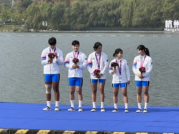 넷마블장애인선수단이 항저우 아시안게임 혼성 유타포어 종목에서 은메달을 획득했다.(사진=넷마블)