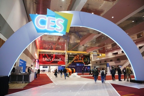 올해 CES는 불참했던 중국기업들도 다시 참여하는 등 규모가 커졌다. 한국을 비롯한 미국, 중국 등 글로벌 기업들의 AI전략은 행사를 통해 보다 구체화될 것으로 보인다. 사진=CES 공식 홈페이지  