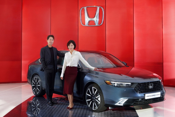 올 뉴 어코드 하이브리드 앰버서더_양재진 원장, 임윤선 변호사