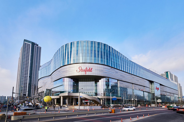 신세계프라퍼티가 오는 26일 ‘스타필드 수원’ 오픈을 시작으로 스타필드 2.0 시대를 연다. 사진=신세계프라퍼티 제공