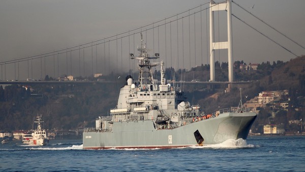 우크라이나군이 해상 드론 공격으로 침몰시켰다고 발표한 러시아의 상륙함 카이사르 쿠니코프호 (자료사진, 로이터=연합뉴스)