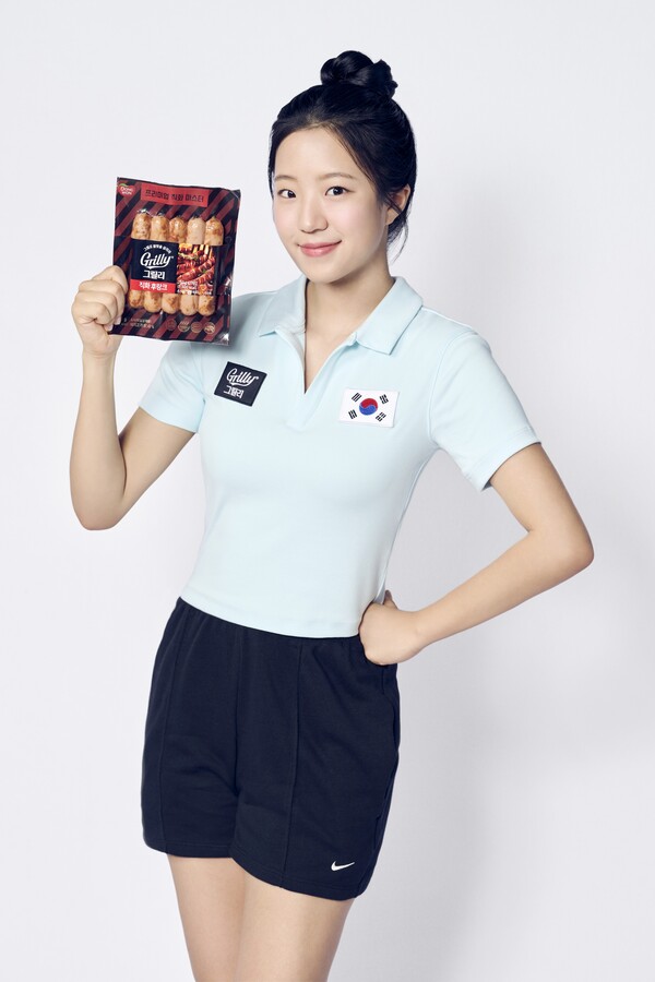 그릴리 전속 모델 신유빈 선수.(사진=동원F&B)