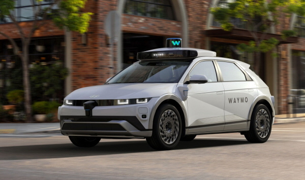 구글 웨이모가 적용된 자율주행차. 사진=현대차