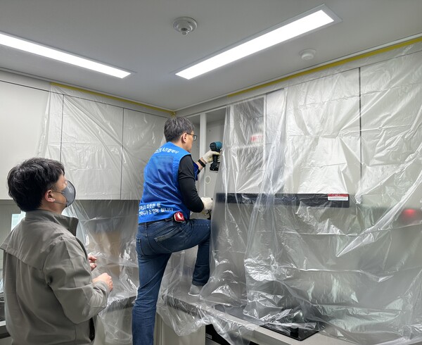 반도건설이 봄을 맞이해 고객 만족 실현을 위한 유보라 클린캠페인을 진행했다. 사진=반도건설 제공