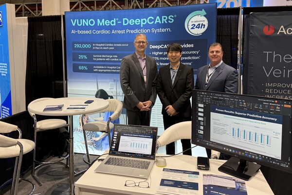 (왼쪽부터)앤드류 애브링(Andrew Abbring) 뷰노 미국법인 디렉터, 손태민 디렉터, 로버트 팅글리(Robert Tingley) VP.(사진=뷰노)