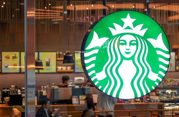 스타벅스가 한국과 일본에서 무인 주문기(키오스크)를 도입한다. 사진=연합뉴스