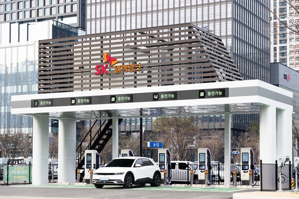 코레일 광명역 주차장에 조성된 전기차 충전소. (사진=SK일렉링크)