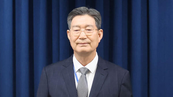 오광수 대통령실 민정수석이 임명 나흘 만에 사의를 표명했다. 차명 대출과 부동산 차명 관리 등 잇따른 의혹이 불거진 것과 관련 스스로 자리에서 물러나겠다는 뜻을 밝힌 것으로 전해졌다. 사진=연합뉴스 