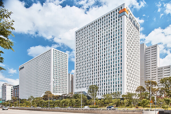 호반파크 사옥 전경.