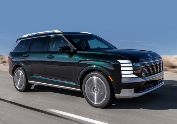 펠리세이드의 주행 모습. 사진=현대차 제공