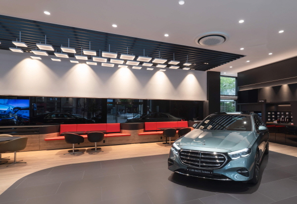 한성자동차 방배 센터 내부. 사진=한성자동차 제공