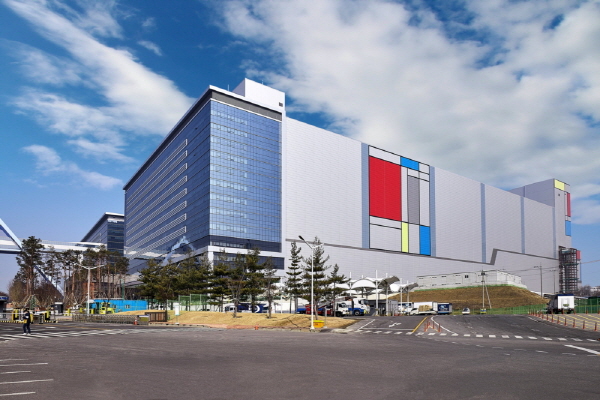 삼성전자 화성 캠퍼스 팹(반도체 공장)의 모습. 사진=삼성전자