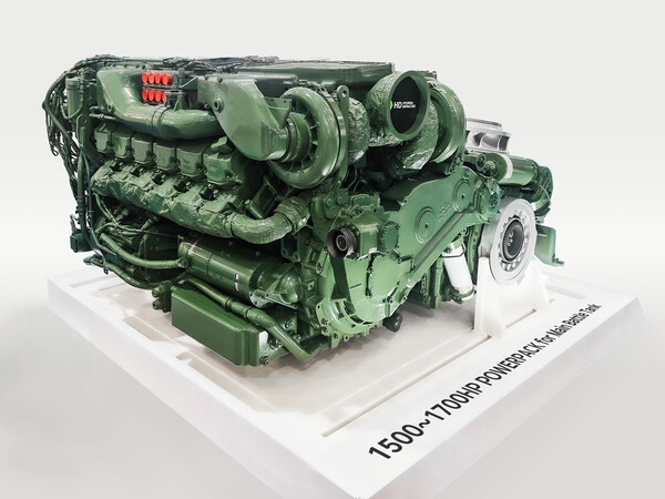 HD현대인프라코어 K2 전차 엔진(DV27K). 사진=HD현대인프라코어