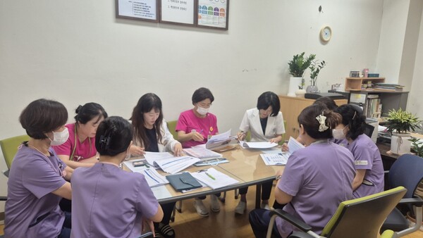 경기도의효원 수원병원, 수원보훈요양원에 감염 및 환자안전 맞춤 컨설팅 실시(사진=수원병원)