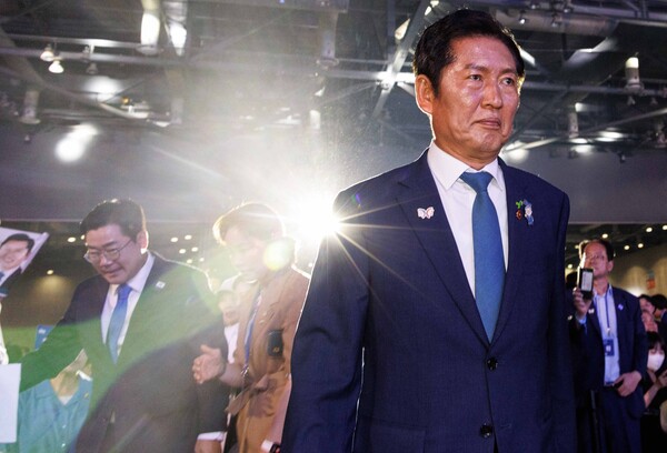 정 대표의 강경 행보에 대해선 민주당 내부에서도 우려의 목소리가 적지 않은 것으로 알려진다. 사진=연합뉴스 