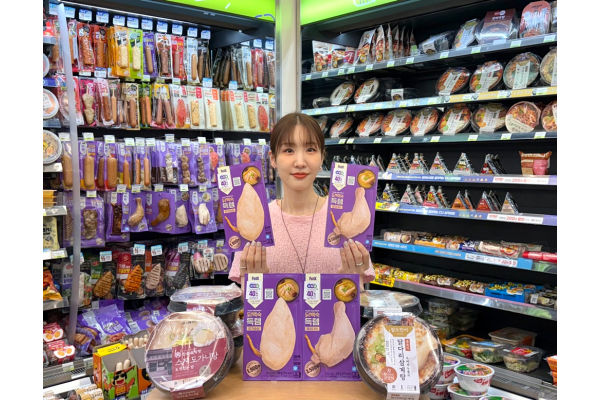 CU가 초저가 득템 닭백숙을 출시했다. 사진=BGF리테일 제공