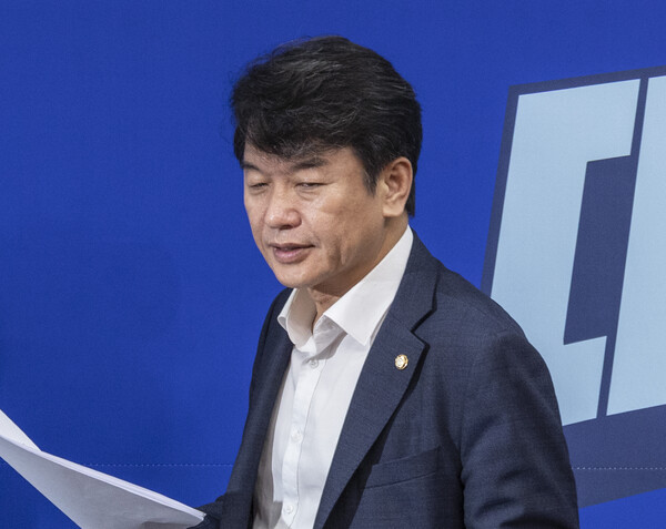 문진석 더불어민주당 원내운영수석부대표. 사진=연합뉴스 