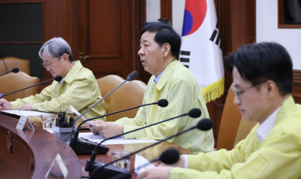정부서울청사에서 산업경쟁력강화 관계장관회의를 주재하는 구윤철 부총리 겸 기획재정부 장관. 사진=연합뉴스