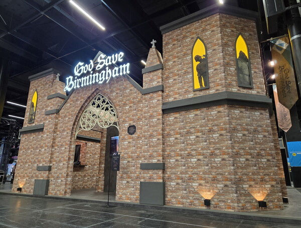 '갓 세이브 버밍엄' 게임스컴 부스. 사진=카카오게임즈