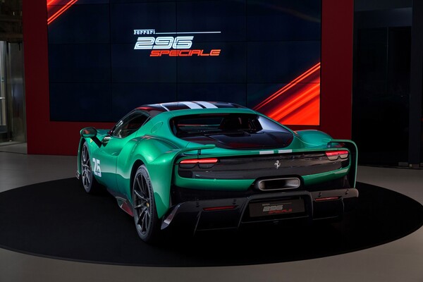 296 스페치알레 후면. 사진=FMK 제공