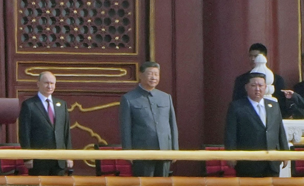 (왼쪽부터)블라디미르 푸틴 러시아 대통령, 시진핑 중국 국가 주석, 김정은 북한 국무위원장. 사진=베이징 교도 연합뉴스