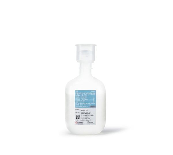 수술부위 감염예방 항균제 유케이타우로키트2%주.(사진=LG화학)