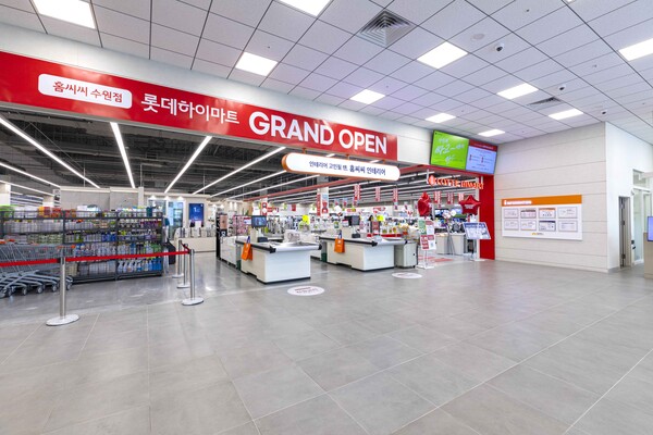홈씨씨 수원점에 입점한 롯데하이마트 매장 전경. 사진=KCC글라스