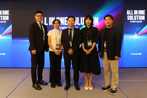 (왼쪽부터) 한정엽 GC녹십자웰빙 IP본부장, 지영미 원장(서울성모신경외과), 이재환 원장(효사랑가정의원), 장정미 원장(슬림미의원), 오상수 GC녹십자웰빙 경영관리실장.(사진=GC녹십자웰빙)
