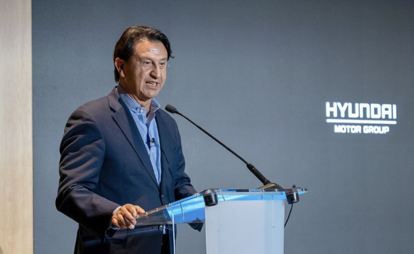 세계자동차공학회연합 월드 모빌리티 콘퍼런스 2025에서 기조연설을 하고 있는 호세 무뇨스 현대차 대표이사 사장. 사진=연합뉴스