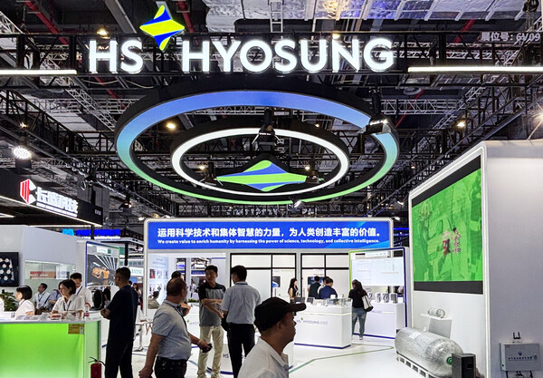 중국 상하이에서 진행되고 있는 'CCE 2025'에 참가한 HS효성첨단소재 부스 전경. 사진=HS효성첨단소재