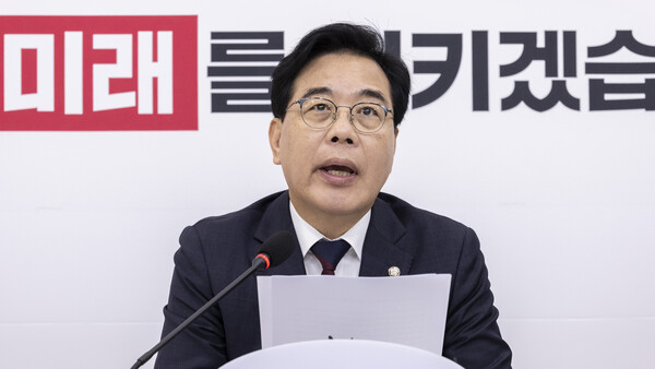 송언석 국민의힘 원내대표가 추석 연류 직전인 지난 2일 서울 여의도 국회에서 기자간담회를 갖고 있다. 사진=연합뉴스 