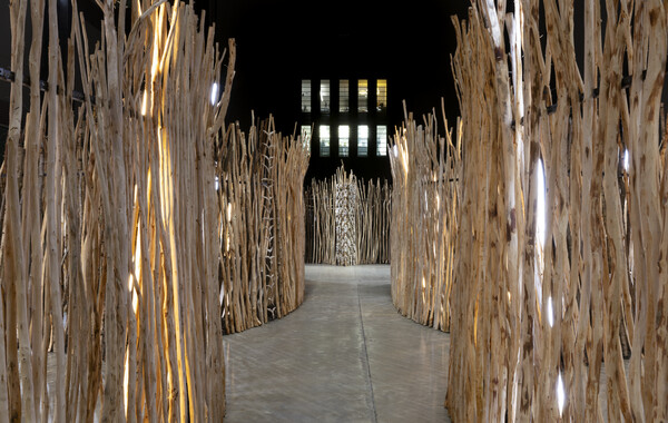 '현대 커미션: 마렛 안네 사라: Goavve-Geabbil' 전시. 사진=©Tate (Sonal Bakrania)