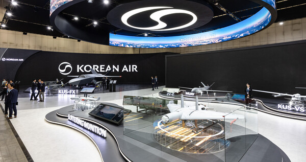 대한항공 '서울 국제 항공우주 및 방위산업 전시회(ADEX) 2025' 전시 부스 전경. 사진=대한항공