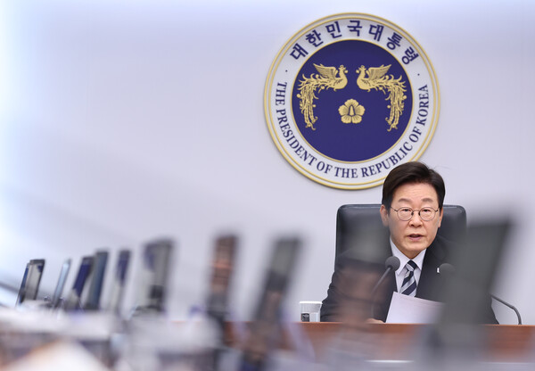 이재명 대통령이 23일 서울 용산 대통령실에서 열린 수석보좌관회의를 주재하고 있다. 사진=연합뉴스 